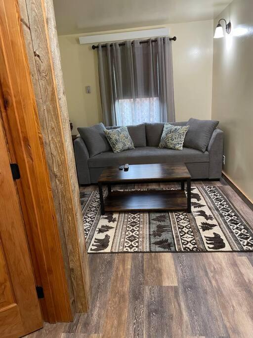 Parkway Yellowstone Guest House Apartment #3 Gardiner Exterior foto